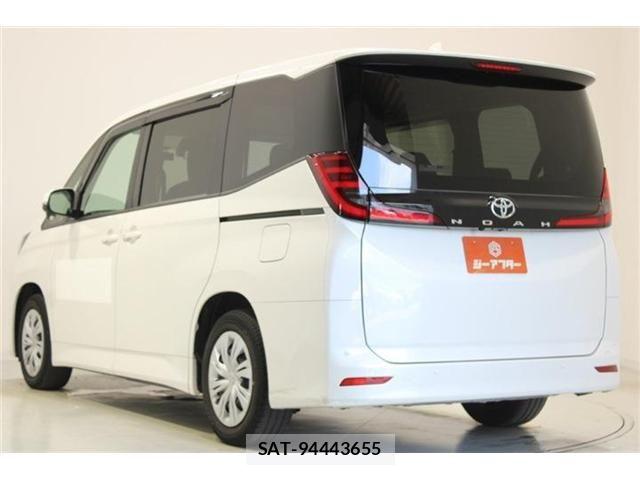 Toyota NOAH 2025-02 8037246-10