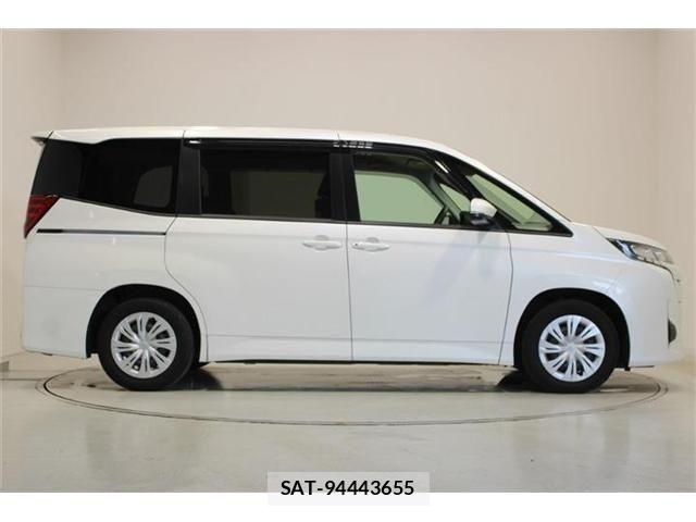 Toyota NOAH 2025-02 8037246-13