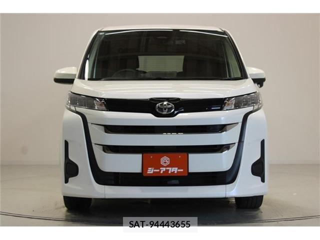 Toyota NOAH 2025-02 8037246-7