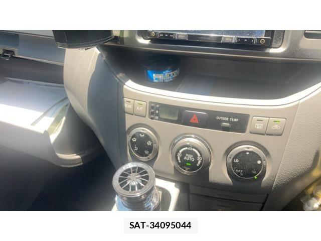 Toyota NOAH 2003-10 8037260-14