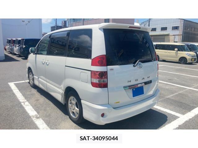 Toyota NOAH 2003-10 8037260-1