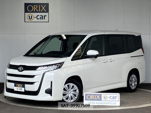 Toyota NOAH 2023-06 8037247-0