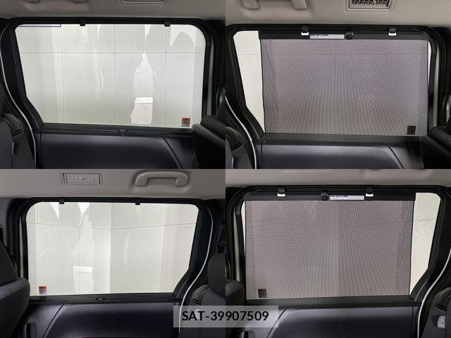 Toyota NOAH 2023-06 8037247-20
