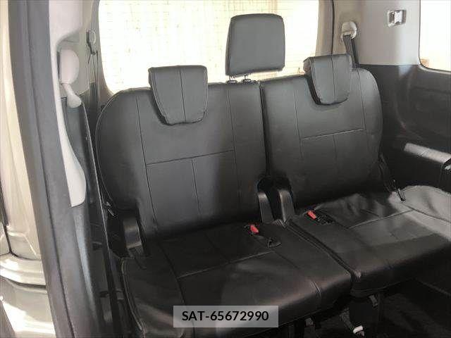 Toyota NOAH 2016-01 8037251-9
