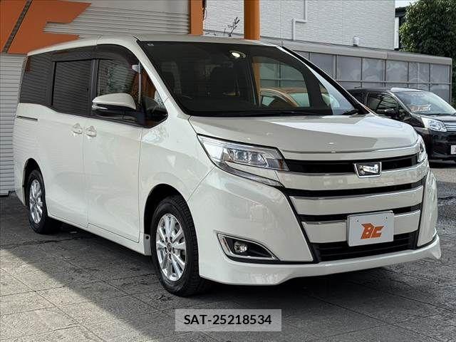 Toyota NOAH 2018-03 8037250-9