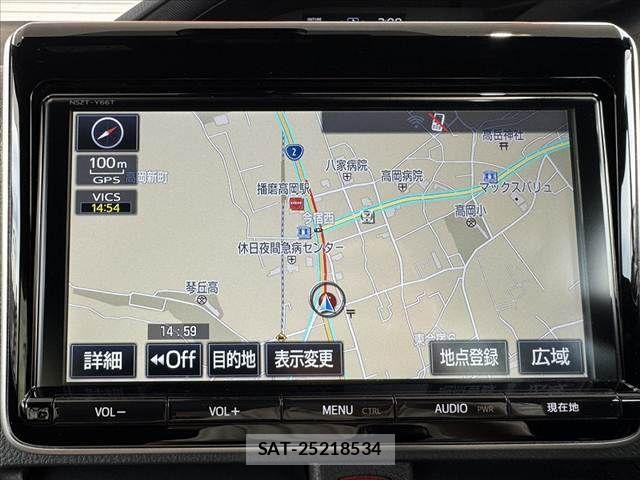 Toyota NOAH 2018-03 8037250-22