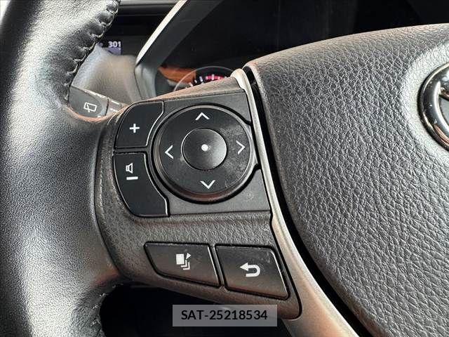 Toyota NOAH 2018-03 8037250-27