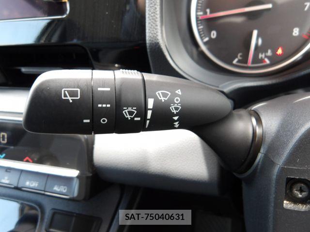 Toyota NOAH 2023-12 8037248-13