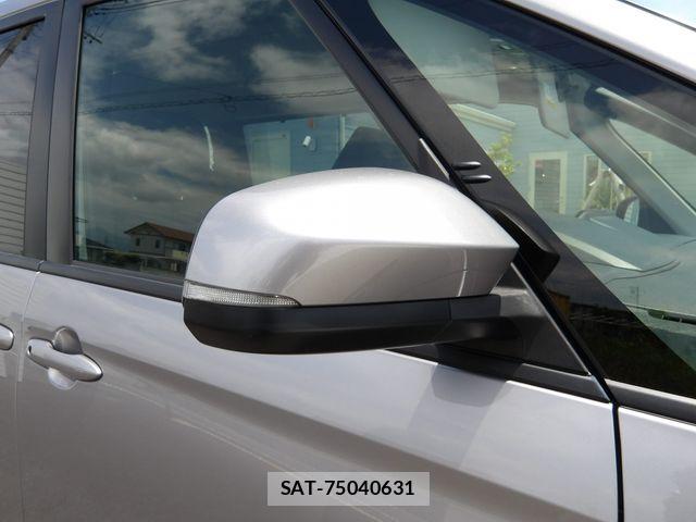 Toyota NOAH 2023-12 8037248-25