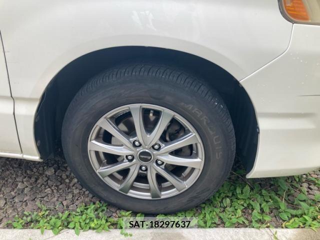 Toyota NOAH 2006-03 8037259-12