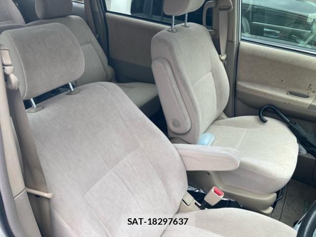 Toyota NOAH 2006-03 8037259-15