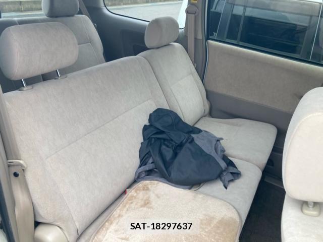 Toyota NOAH 2006-03 8037259-19