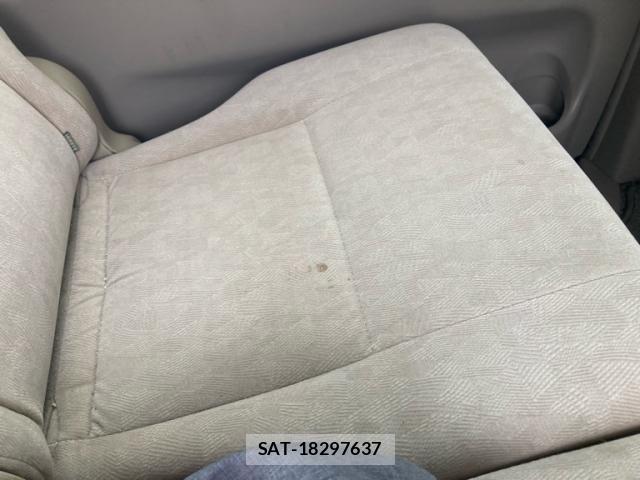 Toyota NOAH 2006-03 8037259-20