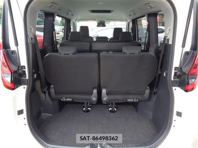 Toyota NOAH 2024-04 8037245-13