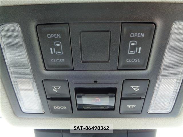 Toyota NOAH 2024-04 8037245-17
