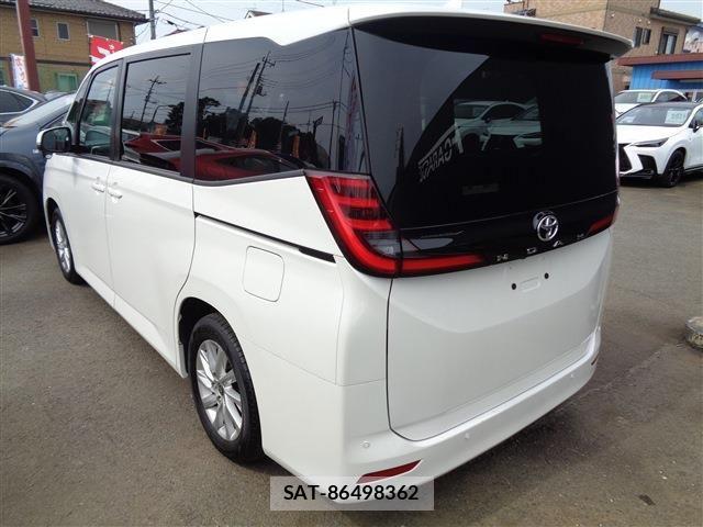 Toyota NOAH 2024-04 8037245-5