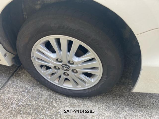 Toyota NOAH 2017-03 8037255-10