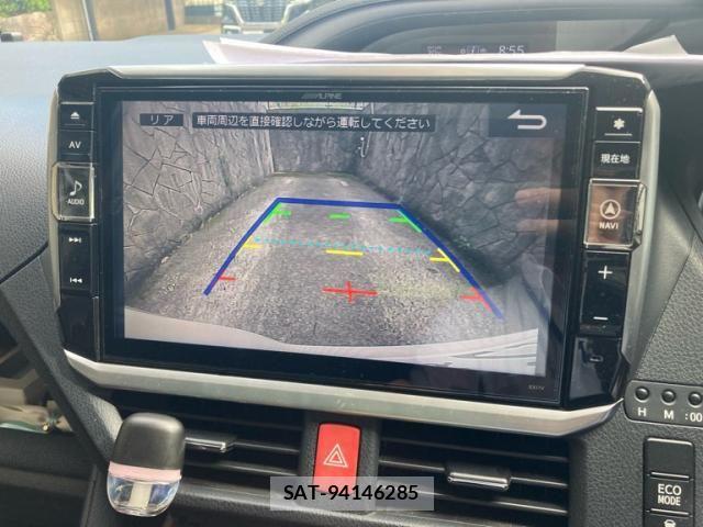 Toyota NOAH 2017-03 8037255-19