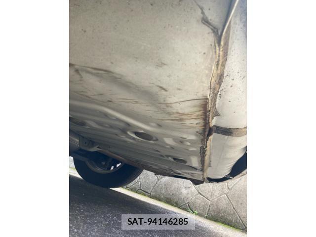 Toyota NOAH 2017-03 8037255-6