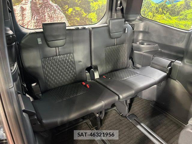 Toyota NOAH 2024-06 8037243-9