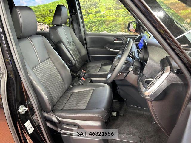 Toyota NOAH 2024-06 8037243-7