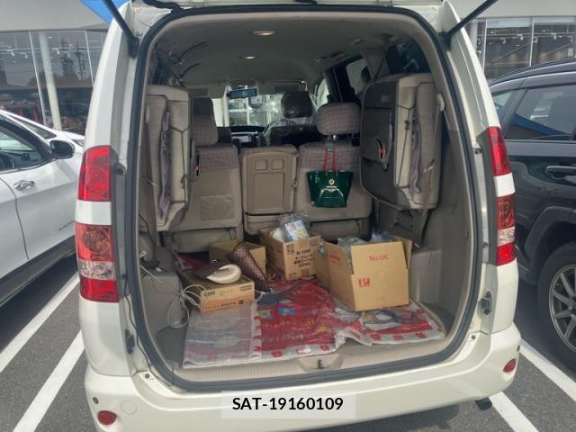 Toyota NOAH 2004-03 8037258-7