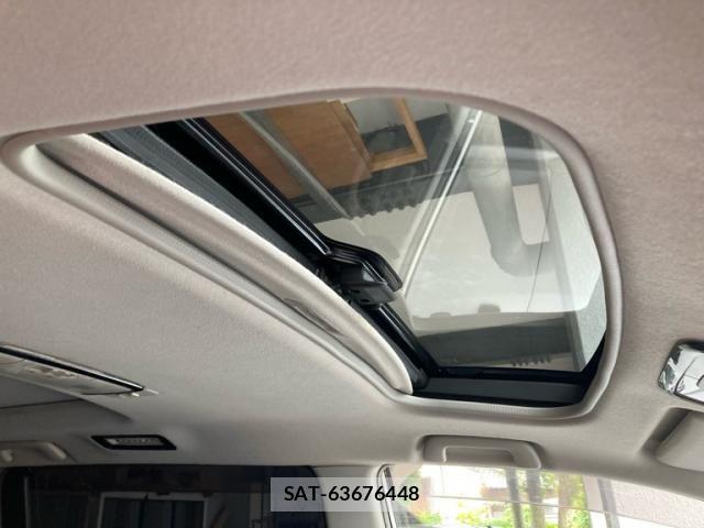 Toyota NOAH 2007-10 8037257-15