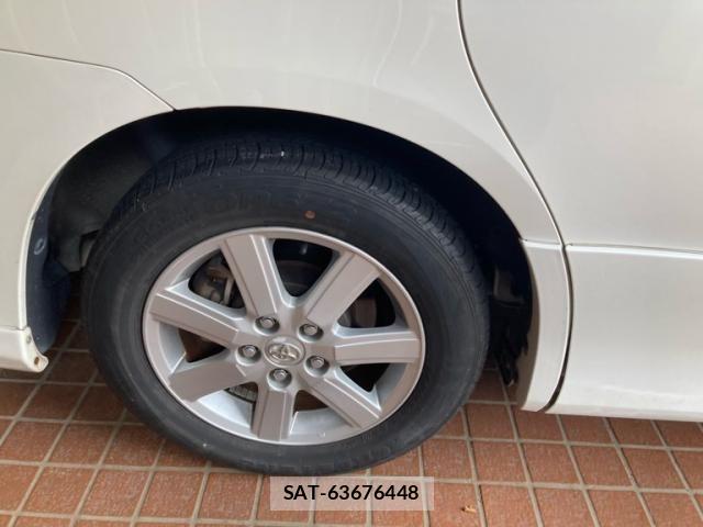 Toyota NOAH 2007-10 8037257-7
