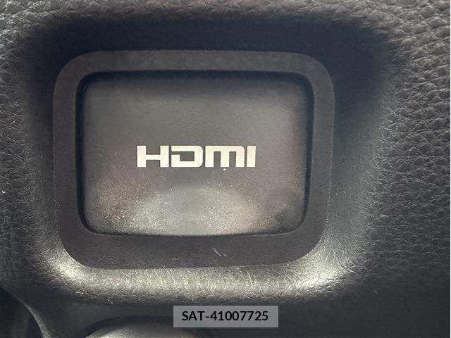 Toyota NOAH 2023-02 8037244-13