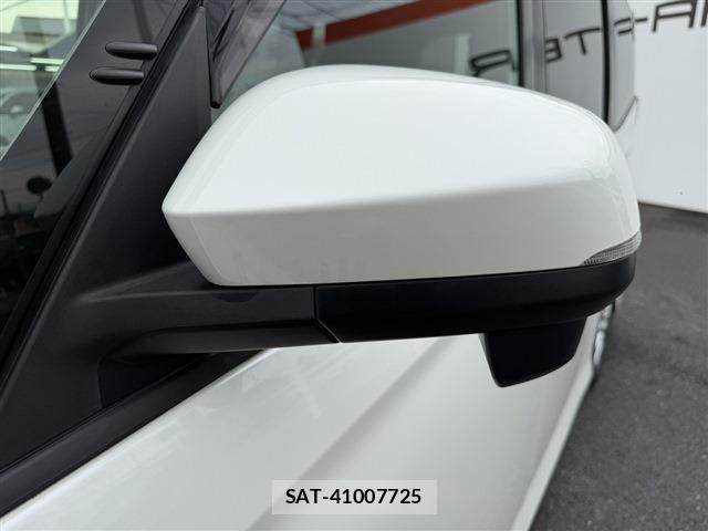 Toyota NOAH 2023-02 8037244-29