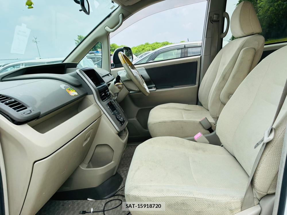Toyota NOAH 2009-03 8023006-10