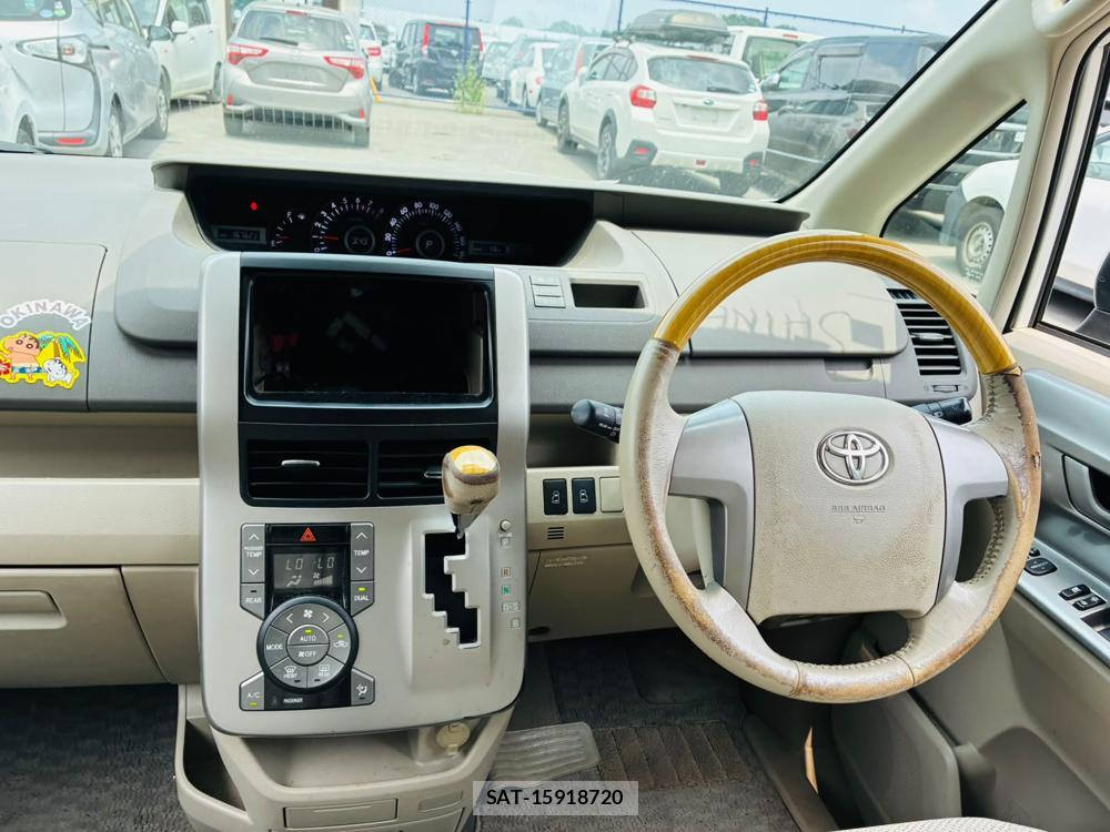 Toyota NOAH 2009-03 8023006-13