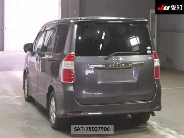 Toyota NOAH 2009-02 8056487-1