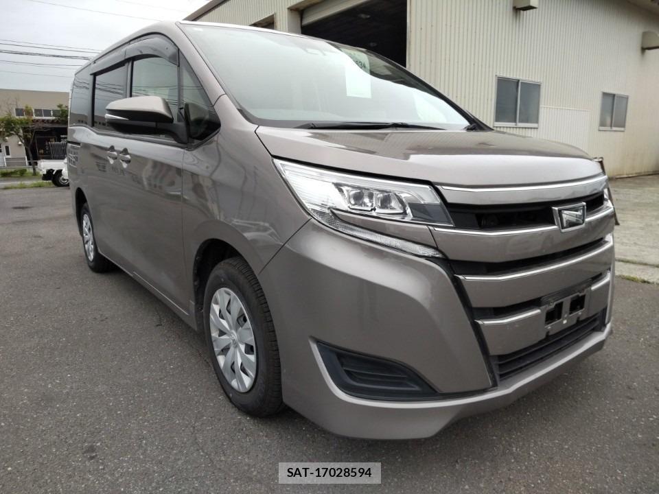 Toyota NOAH 2021-06 8061481-0