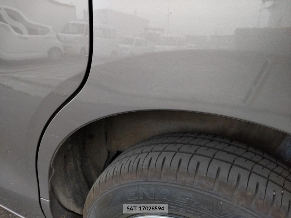 Toyota NOAH 2021-06 8061481-21