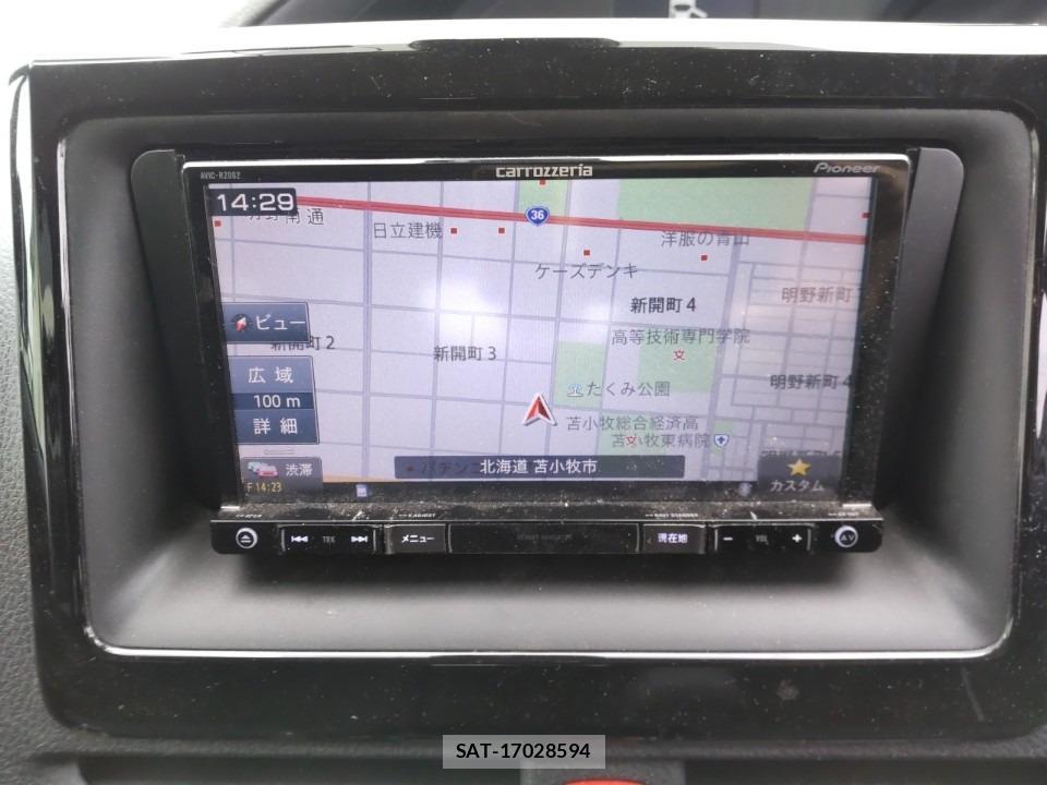Toyota NOAH 2021-06 8061481-7