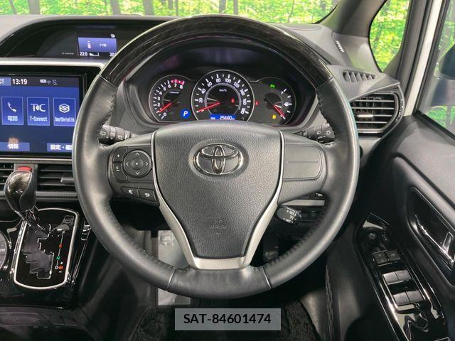 Toyota NOAH 2021-02 8074918-11