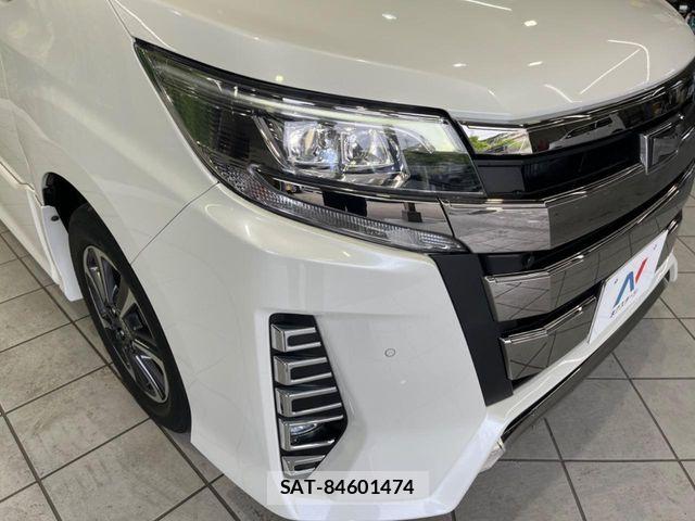 Toyota NOAH 2021-02 8074918-12