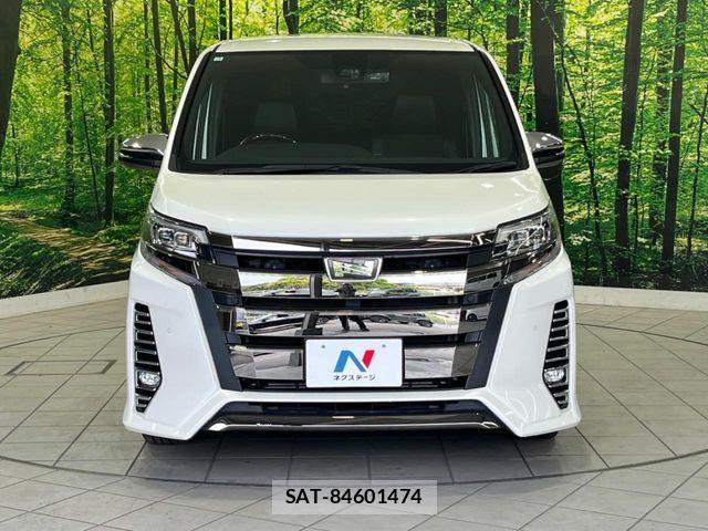 Toyota NOAH 2021-02 8074918-14
