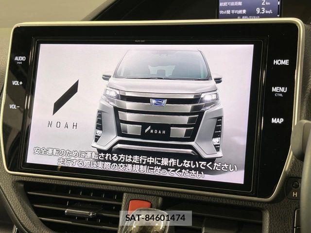 Toyota NOAH 2021-02 8074918-3