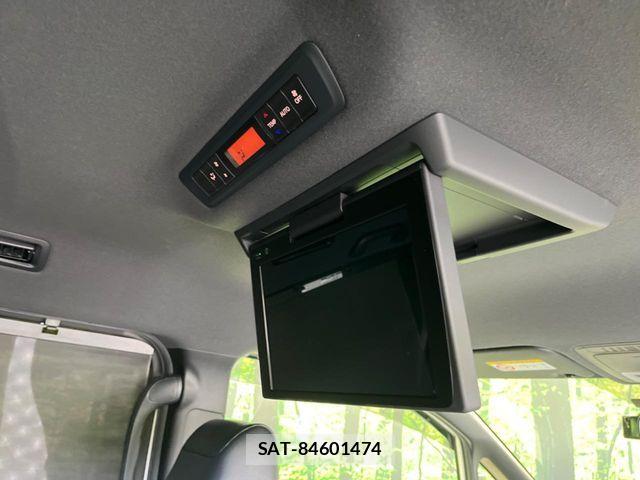 Toyota NOAH 2021-02 8074918-4