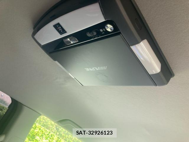 Toyota NOAH 2010-09 8074925-17