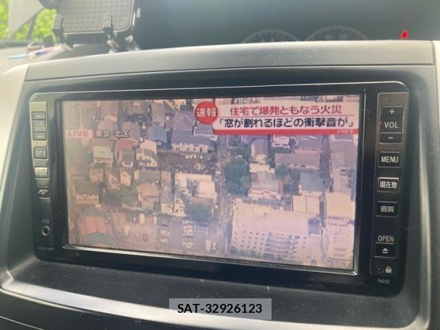 Toyota NOAH 2010-09 8074925-20