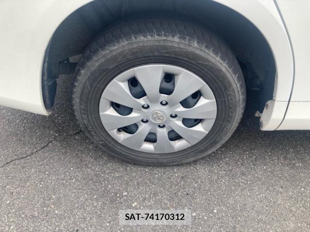 Toyota NOAH 2012-06 8074921-14