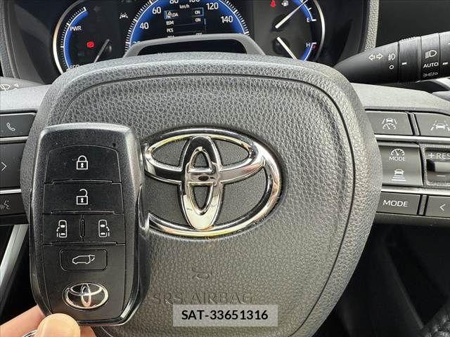 Toyota NOAH 2023-12 8074915-2