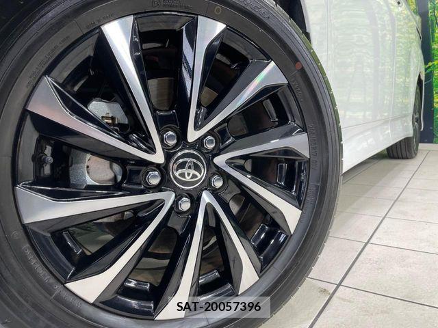 Toyota NOAH 2025-05 8074917-13