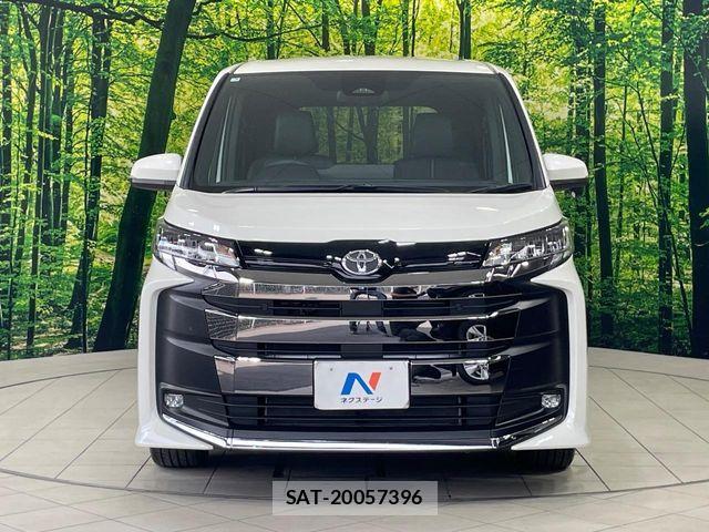 Toyota NOAH 2025-05 8074917-14
