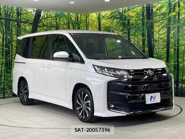 Toyota NOAH 2025-05 8074917-16