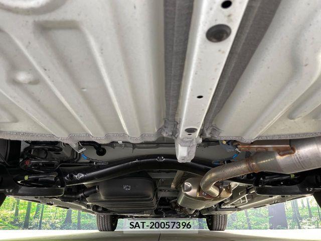 Toyota NOAH 2025-05 8074917-19