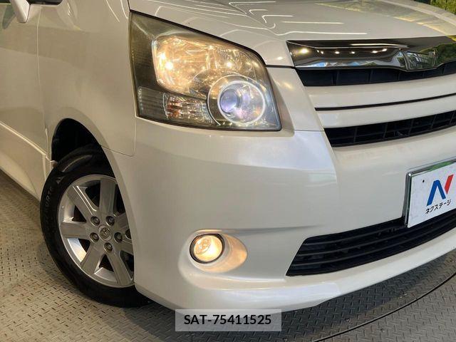 Toyota NOAH 2007-07 8074923-11